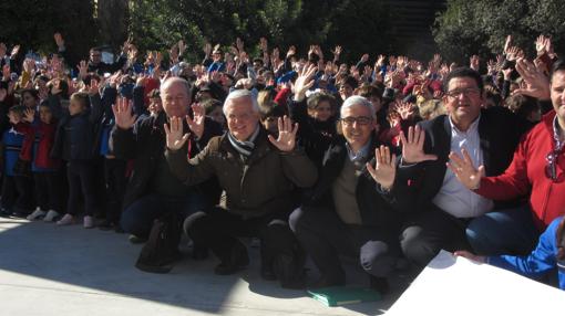 Acto en el colegio Compañía de María de Puente Genii