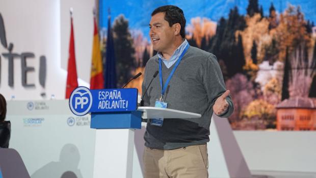 Juanma Moreno durante su intervención en el Congreso del PP