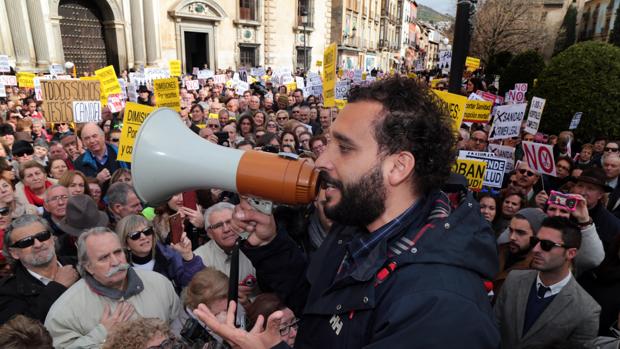 El doctor Jesús Candel en una de las manifestaciones de Granada