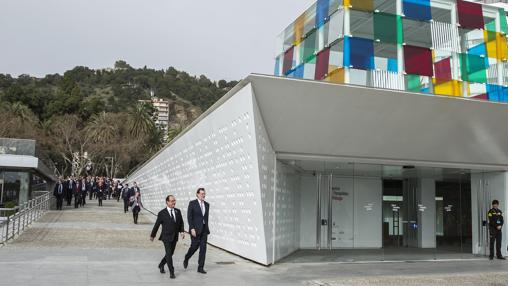 Los dos mandatarios, llegando al Pompidou, en el Puerto malagueño