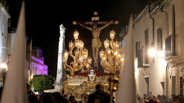 El Cristo de la Misericordia, por la plaza del Potro