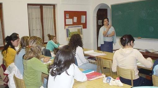 Alumnas en un aula del centro Yucatal, en Posadas