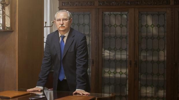 Serafín Romero, en el Colegio de Médicos de Córdoba, que presidió