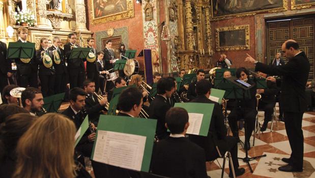 La Esperanza y Tubamirum unen sus sones en Córdoba por una buena causa