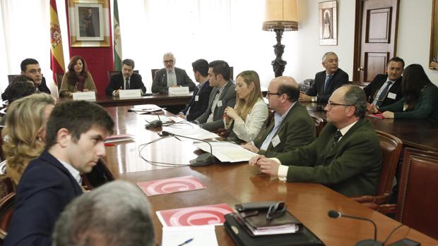 Encuentro sobre el Puerto de Huelva en la Cámara de Comercio de Córdoba