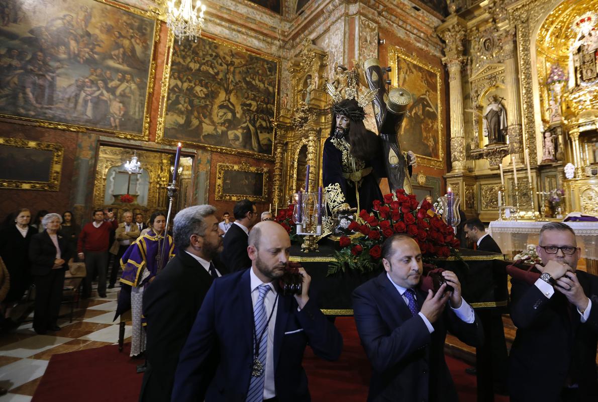 Entrada de Jesús Caído en San Cayetano