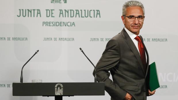 El portavoz del Gobierno andaluz, Miguel Ángel Vázquez, este martes en rueda de prensa