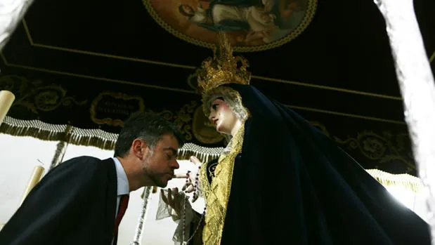 Juan Mera deja el pregón a los pies de la Virgen de la Salud de Sanidad