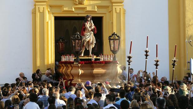 Salida del Señor de los Afligidos en Cañero