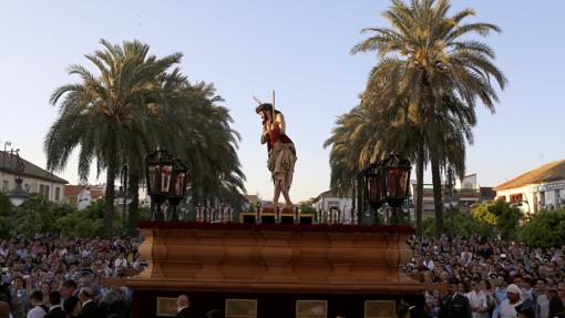 Presentación al Pueblo, durante su salida procesional