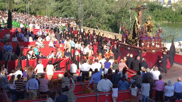 La nueva carrera oficial, epicentro de un Domingo de Ramos histórico