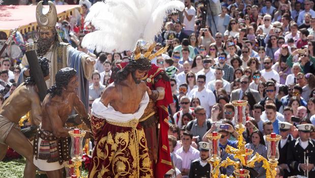 El homenaje de la Esperanza de Córdoba a Pepe Ávila