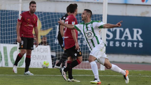 Florin celebra el gol de la última visita a Mallorca
