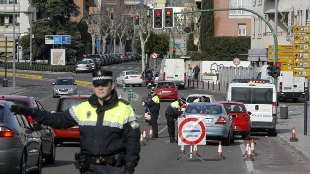 Control de la Policía Local de Córdoba en el Pretorio