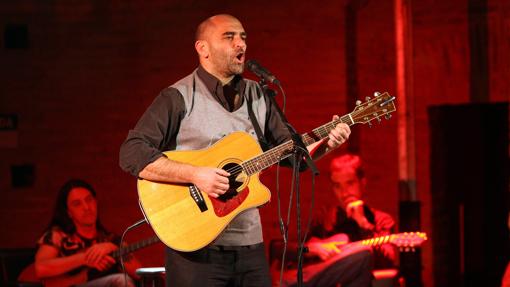 El cantante Tontxu estará el jueves en el Café Málaga