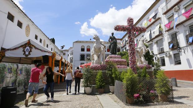 Las Cruces de Mayo de las hermandades de Córdoba