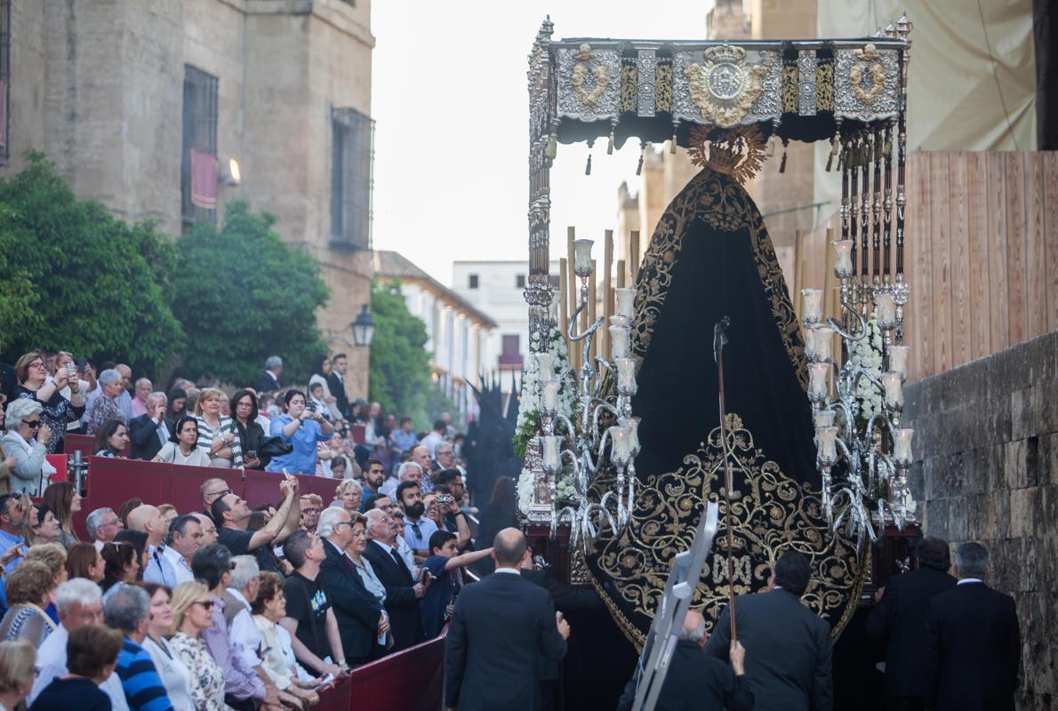 María Santísima Nazarena en la Calle Torrijos