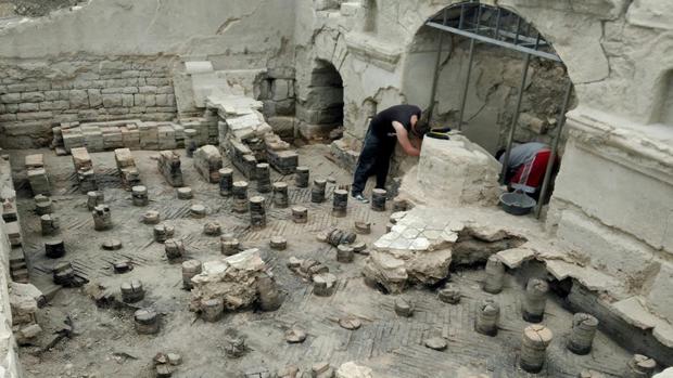 Parte del suelo radiante, hallados en las terceras termas, hypocaustum para los romanos