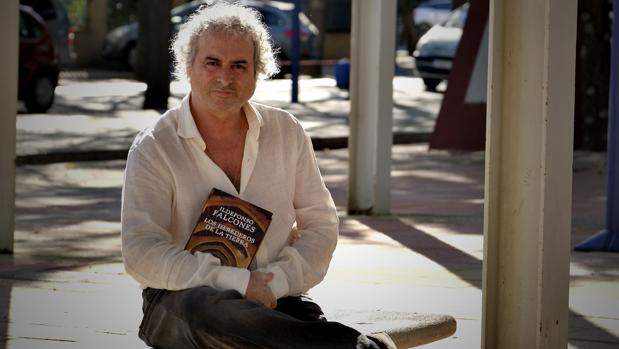 Ildefonso Falcones presenta el próximo lunes en en el Foro Cultural de ABC su última novela