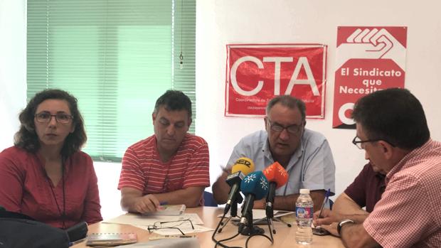 Los sindicatos del Ayuntamiento de Córdoba denuncian que se han perdido más de 450 empleos en cinco años