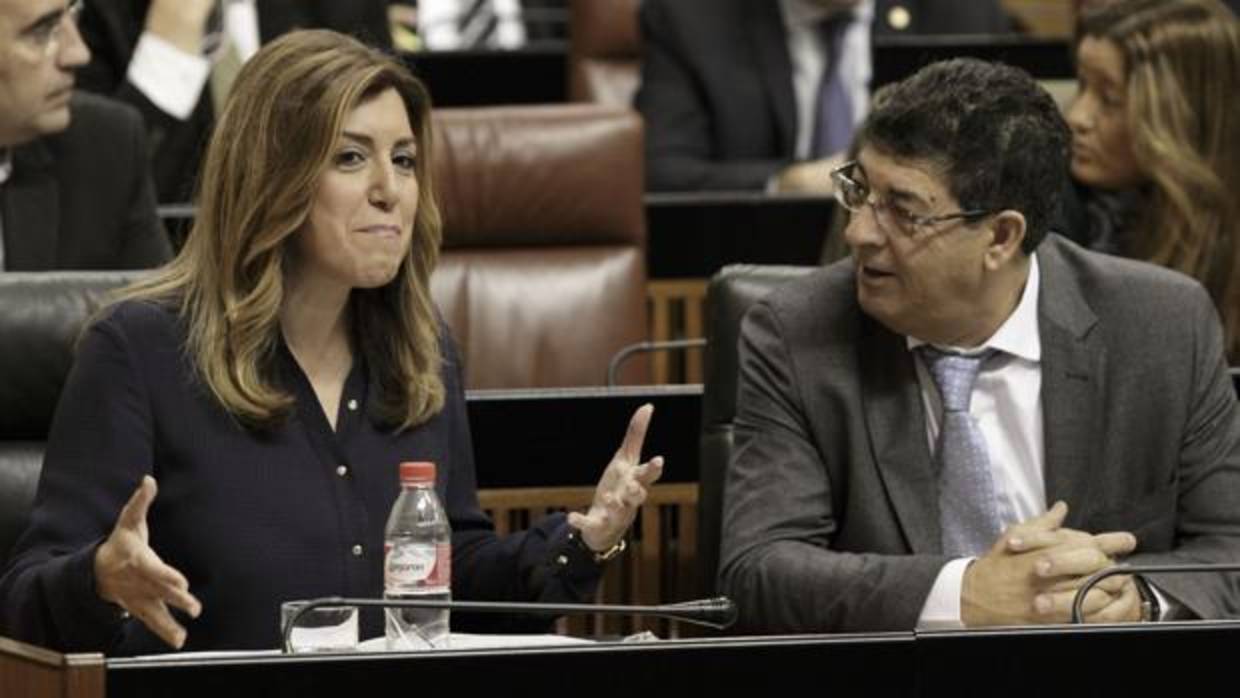 Susana Díaz ha recibido críticas de PP e IULV-CA por su propuesta de dar un cargo a Diego Valderas