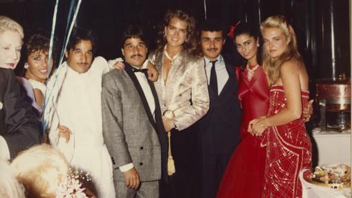 Adnan Khashoggi: fiestas, lujo e influencias en la Marbella de los ochenta