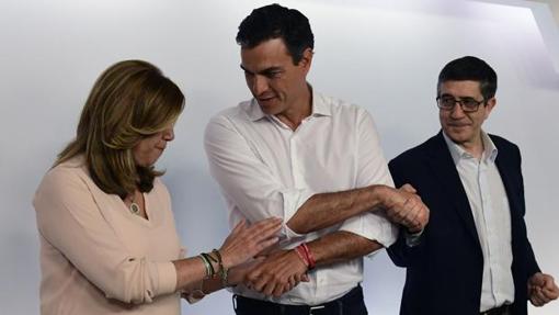 Susana Díaz, la noche de su derrota ante Pedro Sánchez, con Patxi López