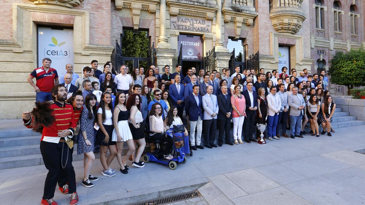 Autoridades, patrocinadores y deportistas, en la gala de 2016