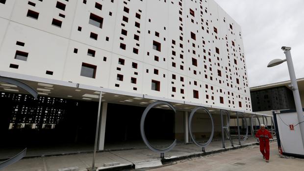 Obras en el Centro de Convenciones del Parque Joyero