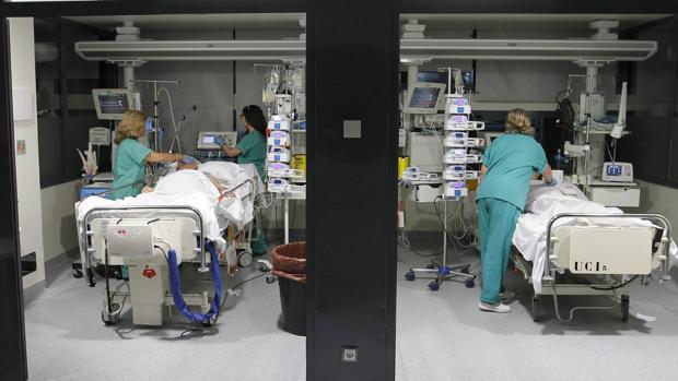 Unidad de cuidados intensivos del hospital Reina Sofía de Córdoba