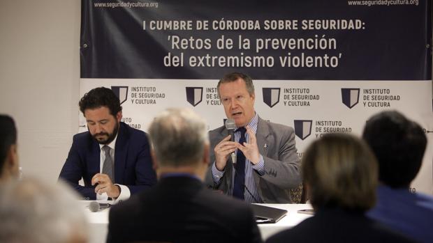 Carlos Echevarría, durante la Cumbre de Córdoba sobre Seguridad