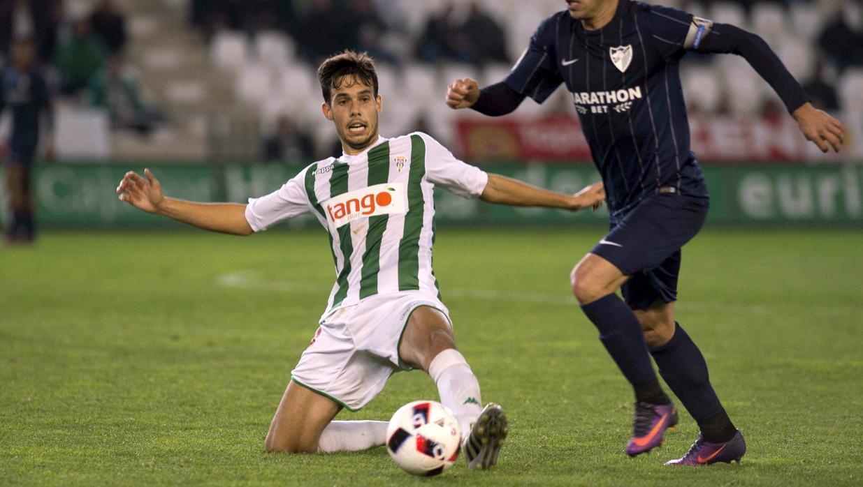 Borja Domínguez, en el partido del Córdoba CF ante el Málaga en la Copa