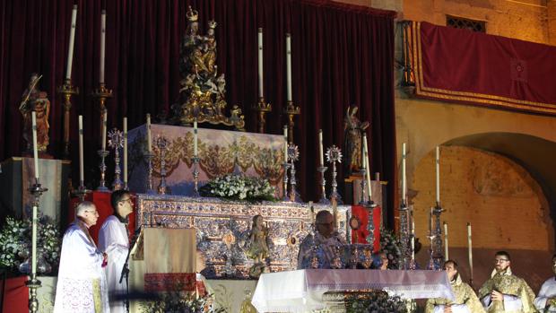 El altar sacramental del Cabildo de la Catedral de Córdoba