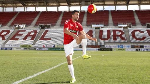 Josema en su presentación con el Real Murcia