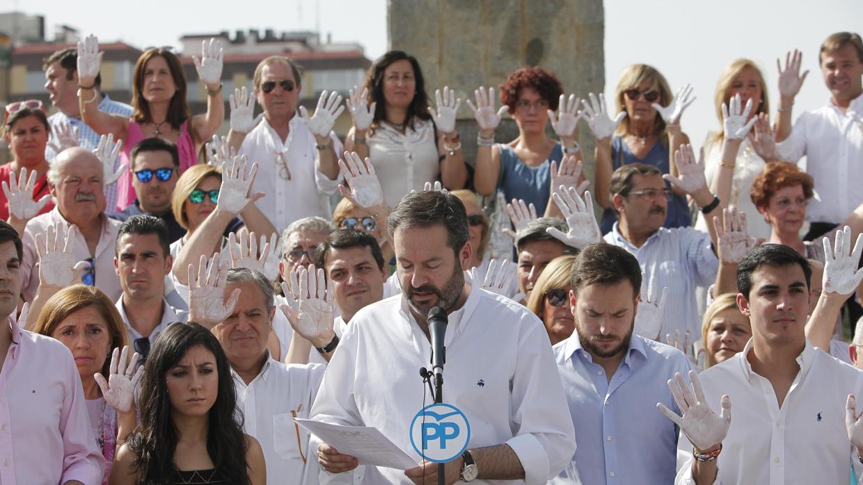 Adolfo Molina interviene en el homenaje a Miguel Ángel Blanco de las NNGG