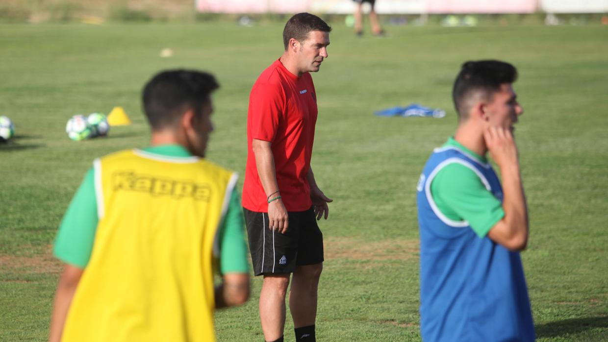 Luis Carrión en la primera sesión de trabajo