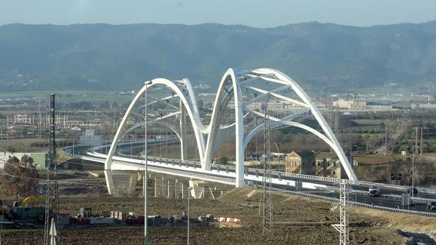 Puente de Ibn Firmas, en la Variante Oeste