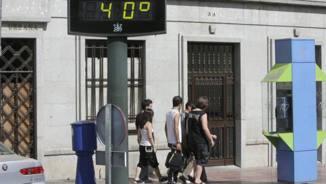 Los termómetros no bajarán de los 40 grados