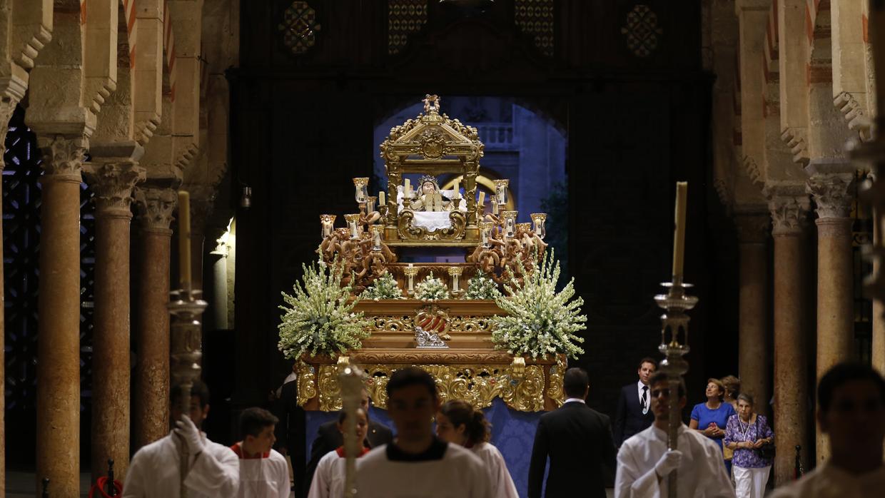 La Virgen del Tránsito en el interior de la Catedral