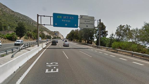 Muere atropellado cuando caminaba por la AP-7 en Benalmádena (Málaga)