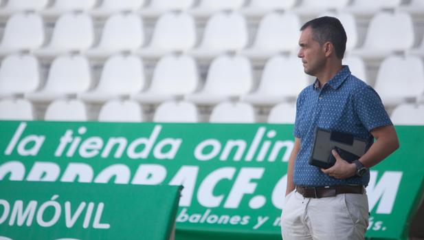 Un obstáculo añadido del Córdoba CF para fichar: el límite salarial