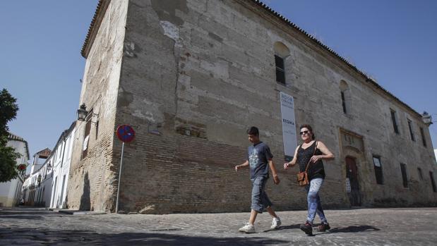 El Ayuntamiento licita la reforma del convento Regina y del Templo Romano