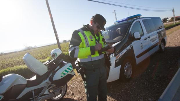 La Guardia Civil detecta en Córdoba tres positivos por drogas en camioneros en 24 horas