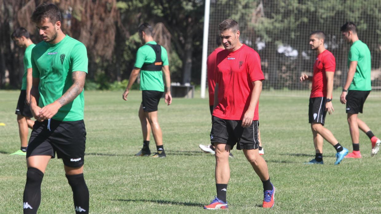 Luis Carrión en el primer entrenamiento de la semana