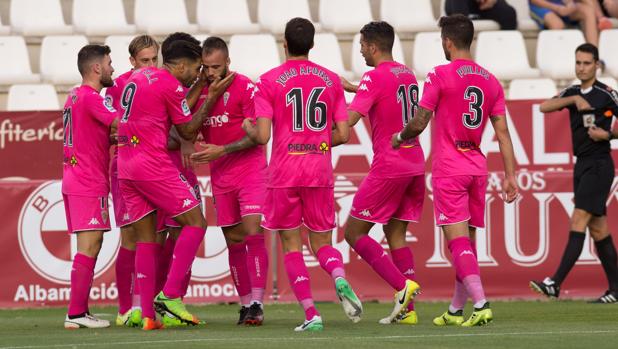 ¿Local o a domicilio? La dicotomía del Córdoba CF