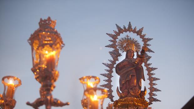 La Virgen de Villaviciosa de Córdoba celebra esta tarde su procesión desde San Lorenzo