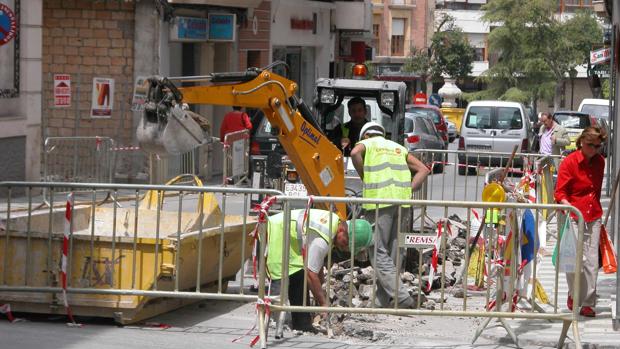 La Diputación de Córdoba invertirá casi 50 millones para obras y contraciones en los municipios