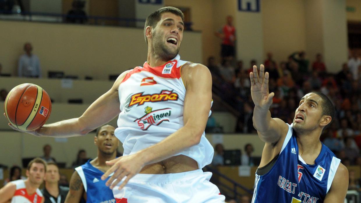 Felipe Reyes durante un partido con la selección española de baloncesto