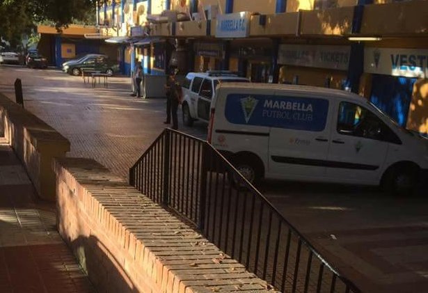La operación policial se está desarrollando en el Estadio Municipal de Marbella