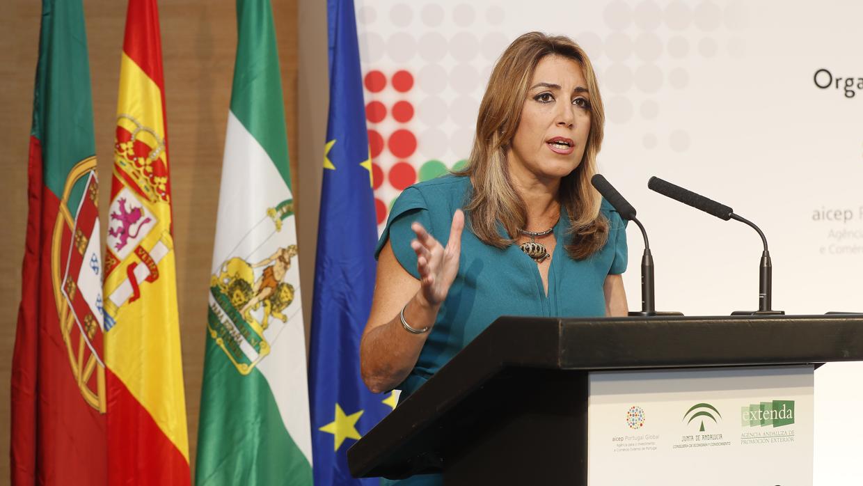 Susana Díaz durante su intervención en un encuentro empresarial este miércoles en Lisboa